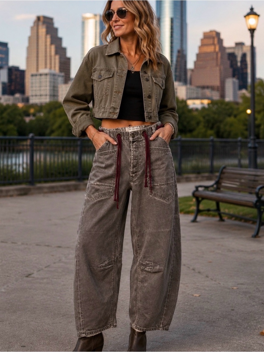 NWOT Free People We The Free Moxie Low-Slung Barrel Jeans